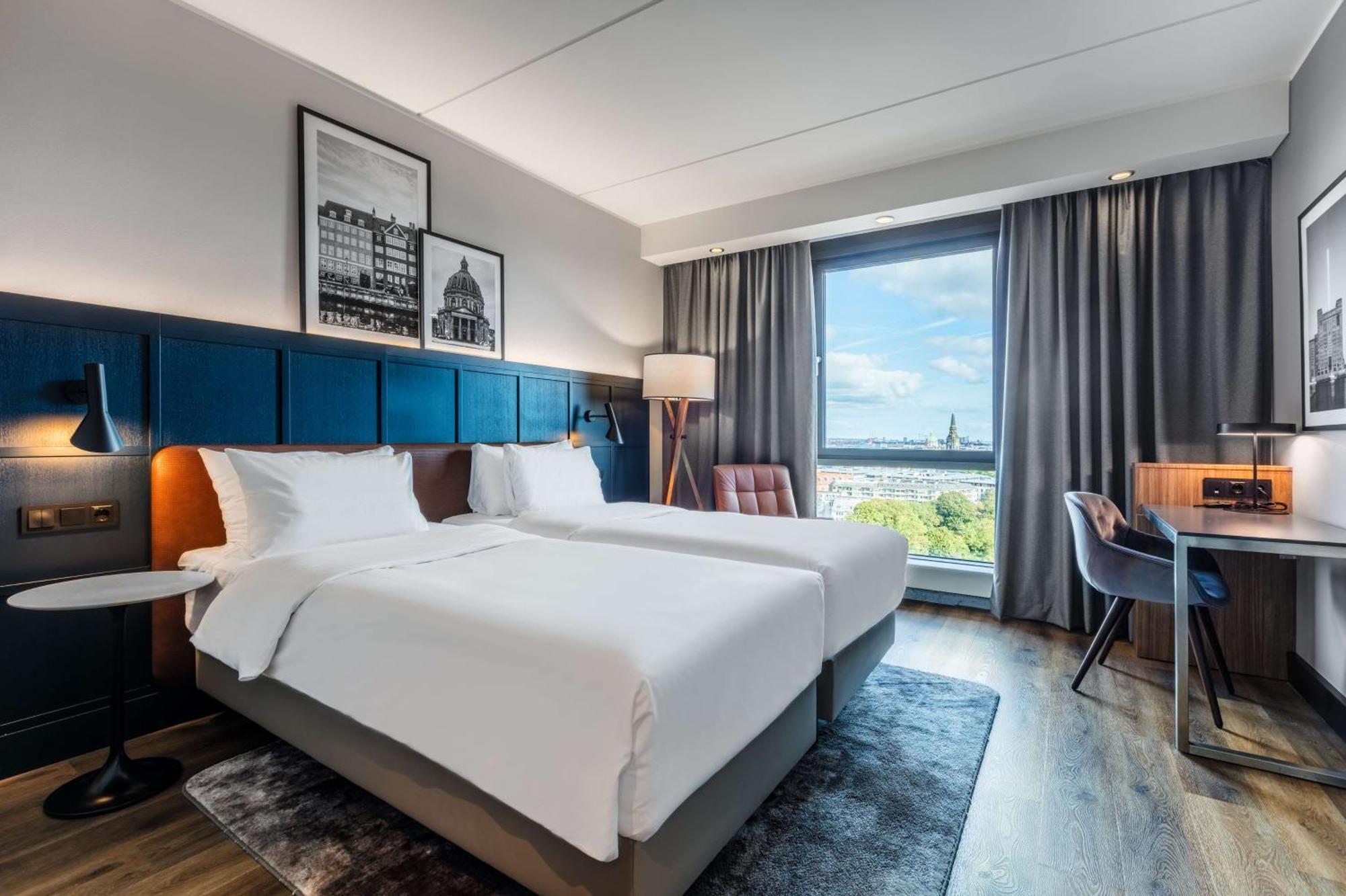 Net Zero Premium Room Skyline Lake View