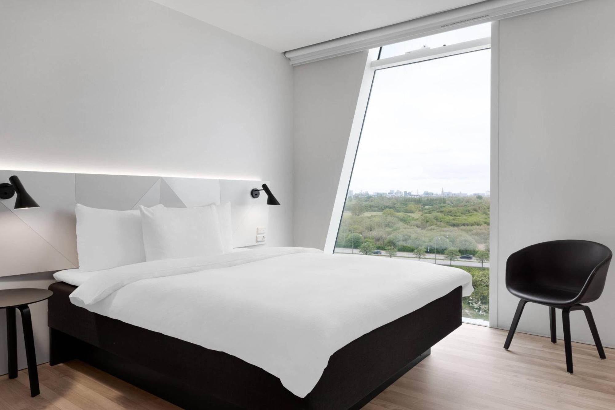 Größeres Deluxe Zimmer mit 1 Queensize-Bett