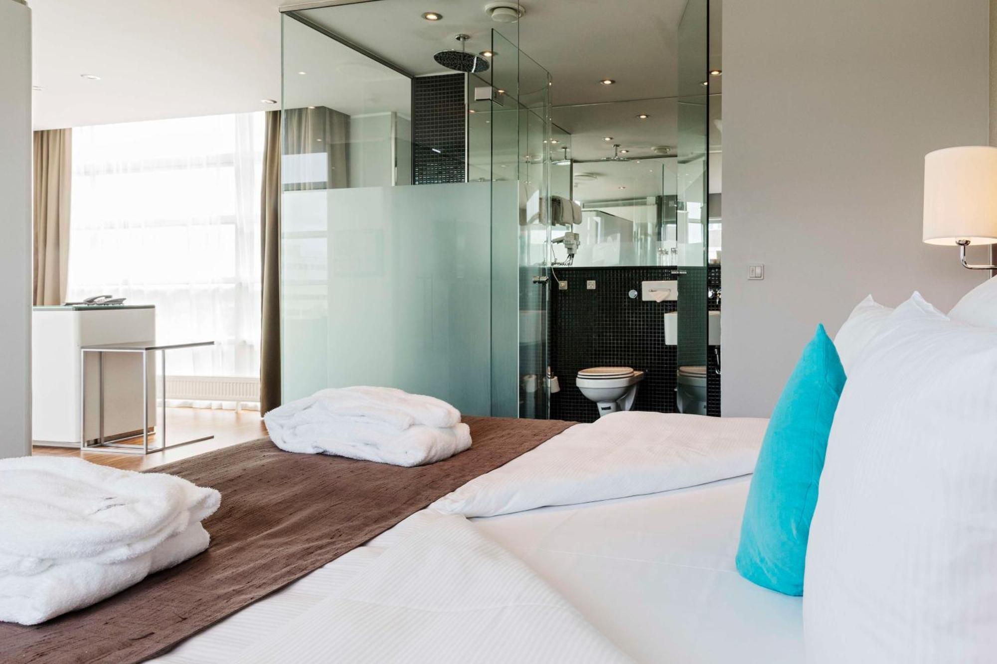 Junior Suite,1649877582:JPEG