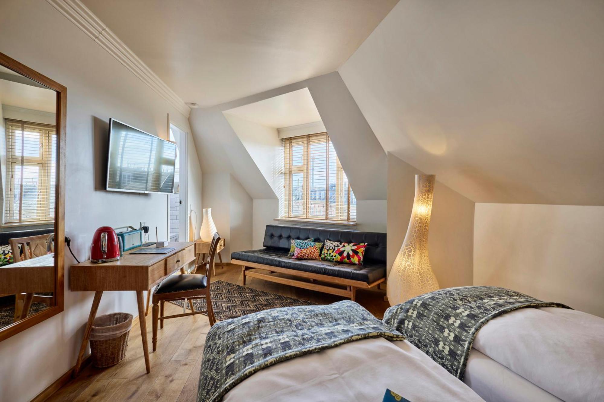 Kleines Zweibettzimmer