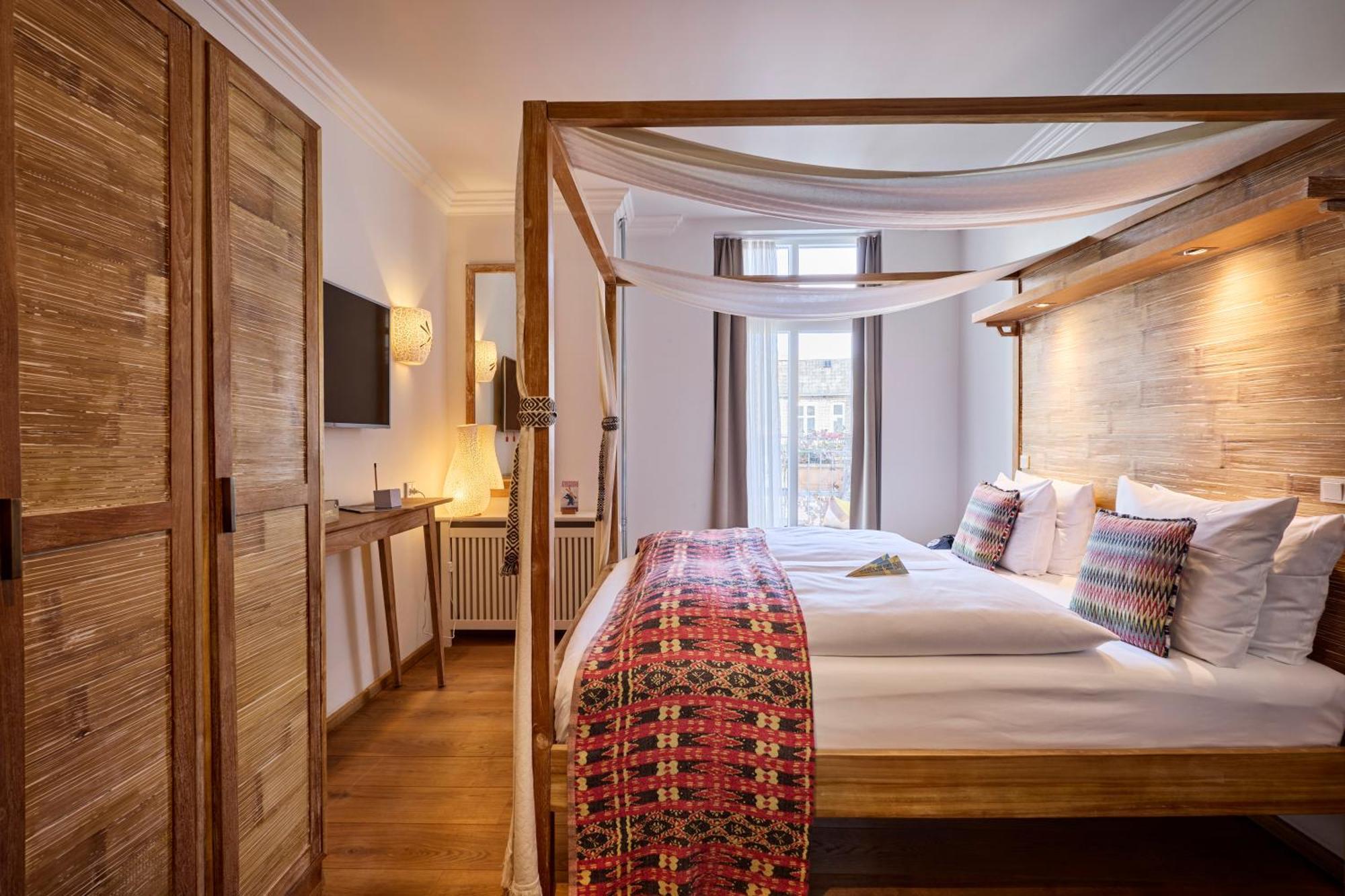 Doppelzimmer mit Balkon